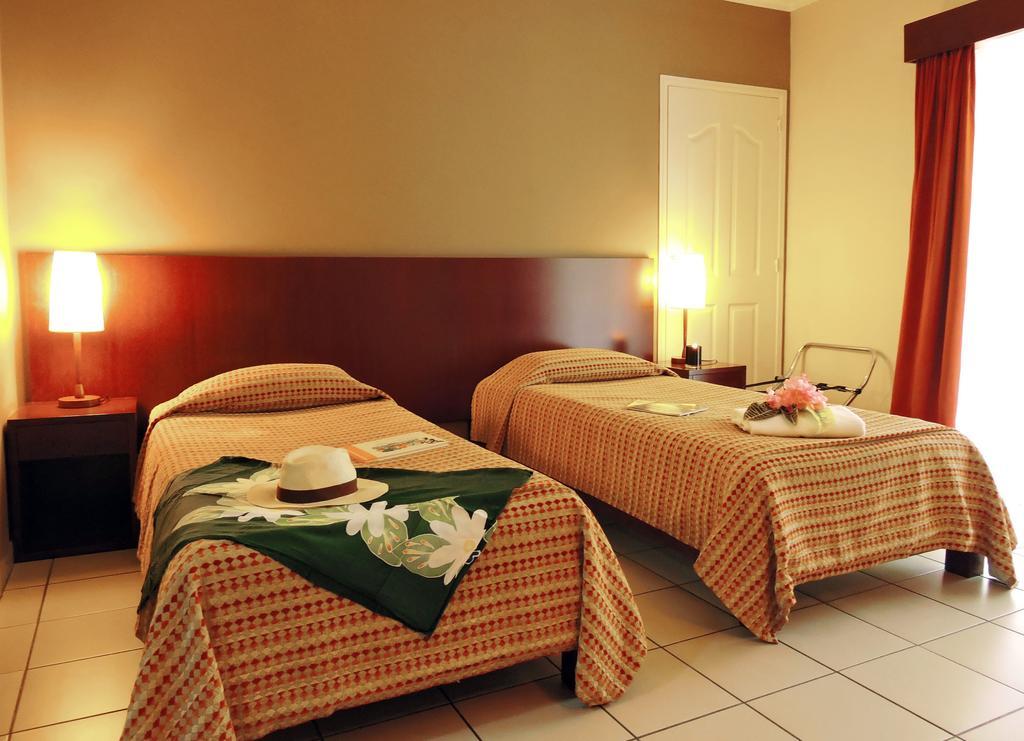 Hotel Koniambo Koné Zimmer foto